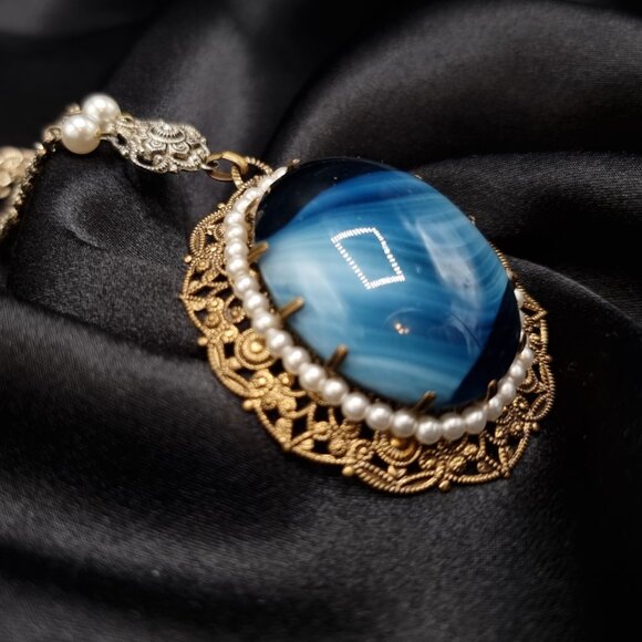 Vintage West Germany 1960s Gold-Tone Filigree Pendant Necklace With Blue Swirl G - Picture 1 of 8
